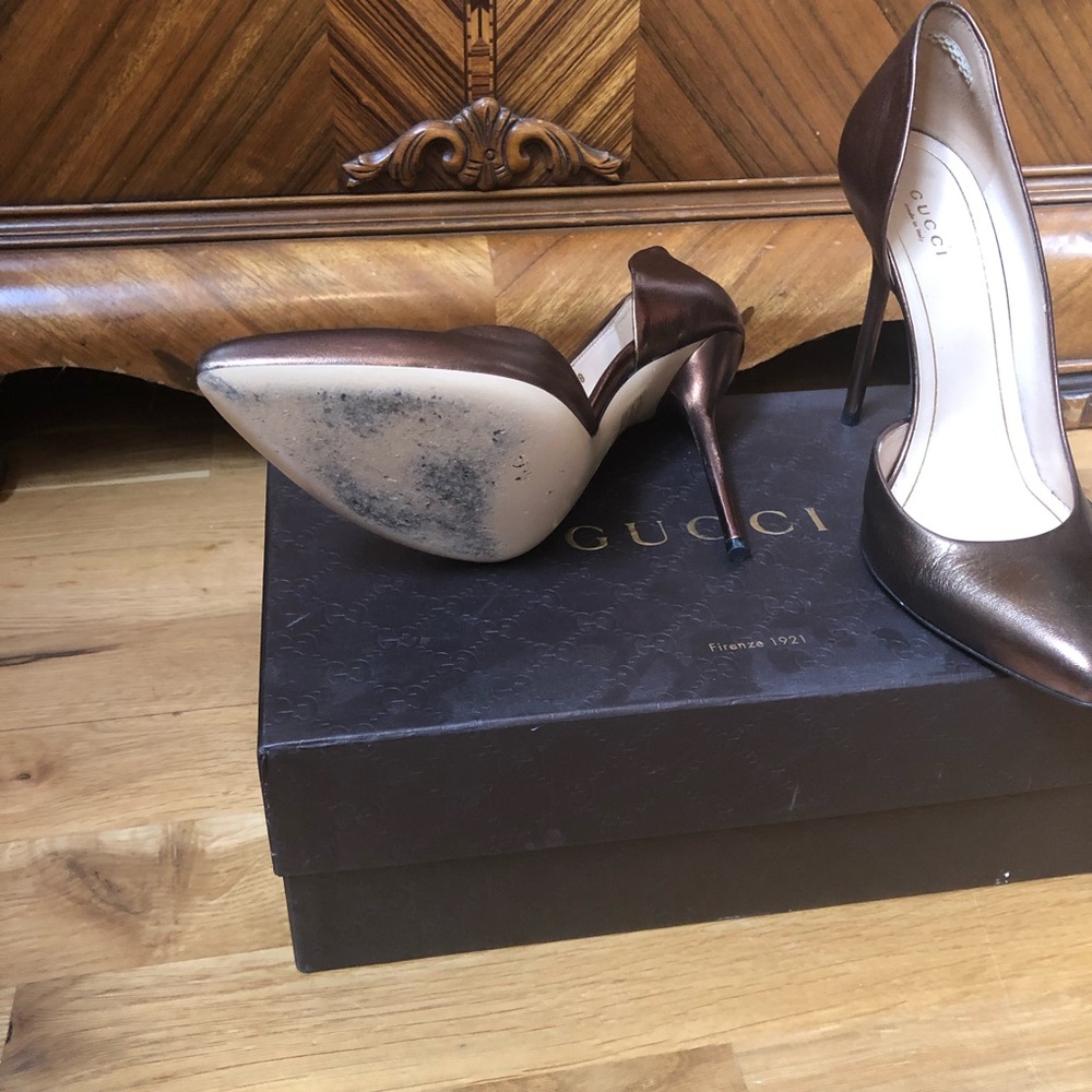 Gucci Pump - image 4